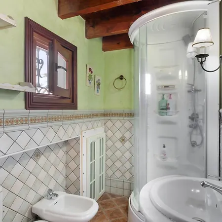 Villa Lola Sunset Place